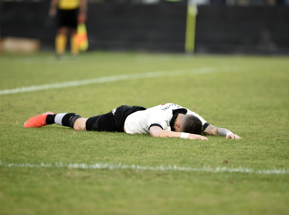 Pênaltis viram dor de cabeça para o Vasco