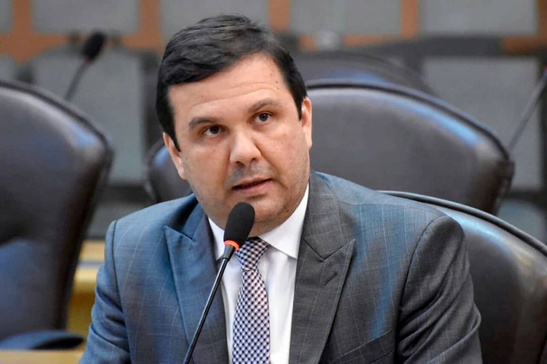 Galeno vai convocar secretário para discutir cirurgias acumuladas e Ruy Pereira