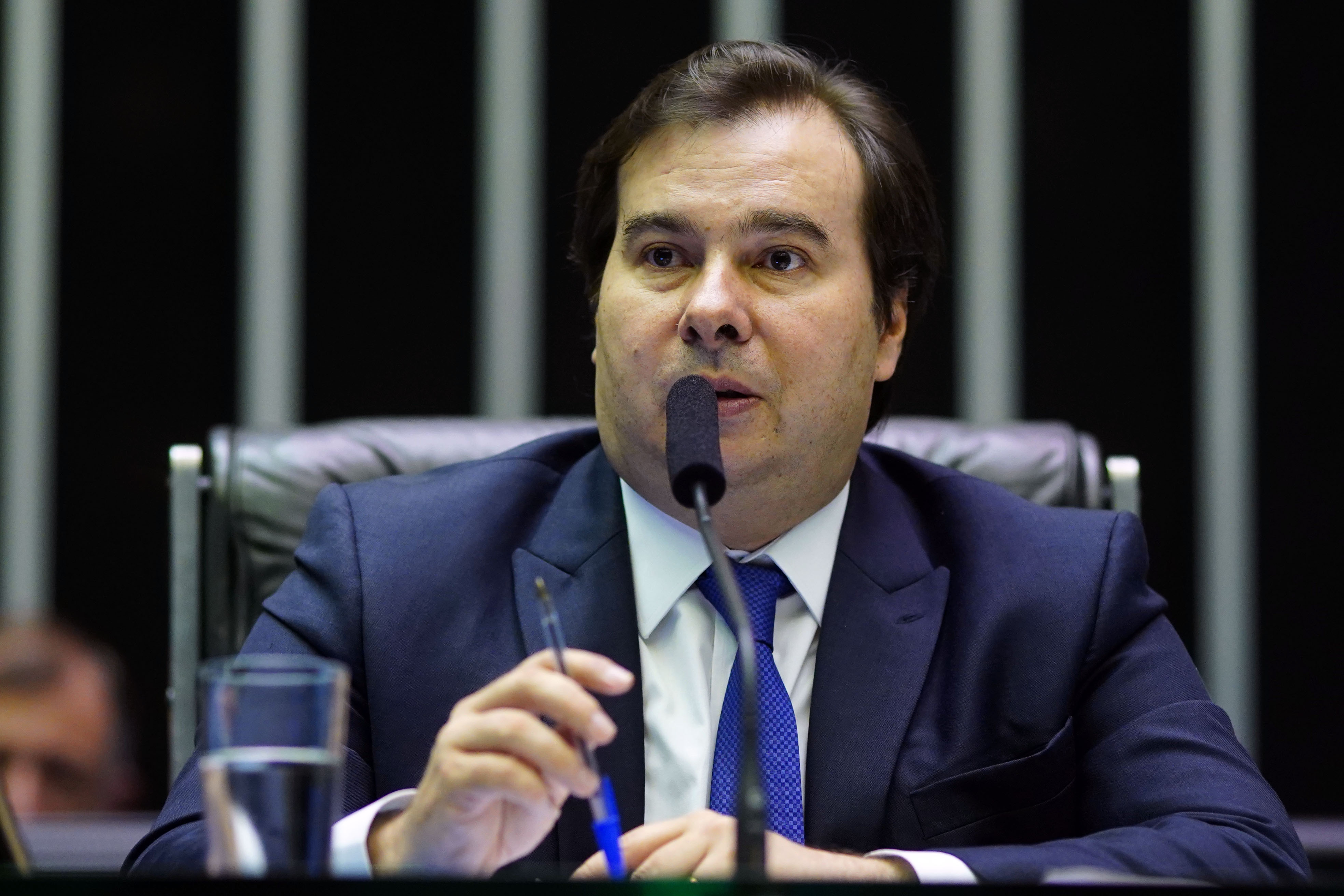 Vídeo: Rodrigo Maia confirma votação de projeto que divide recursos do pré-sal