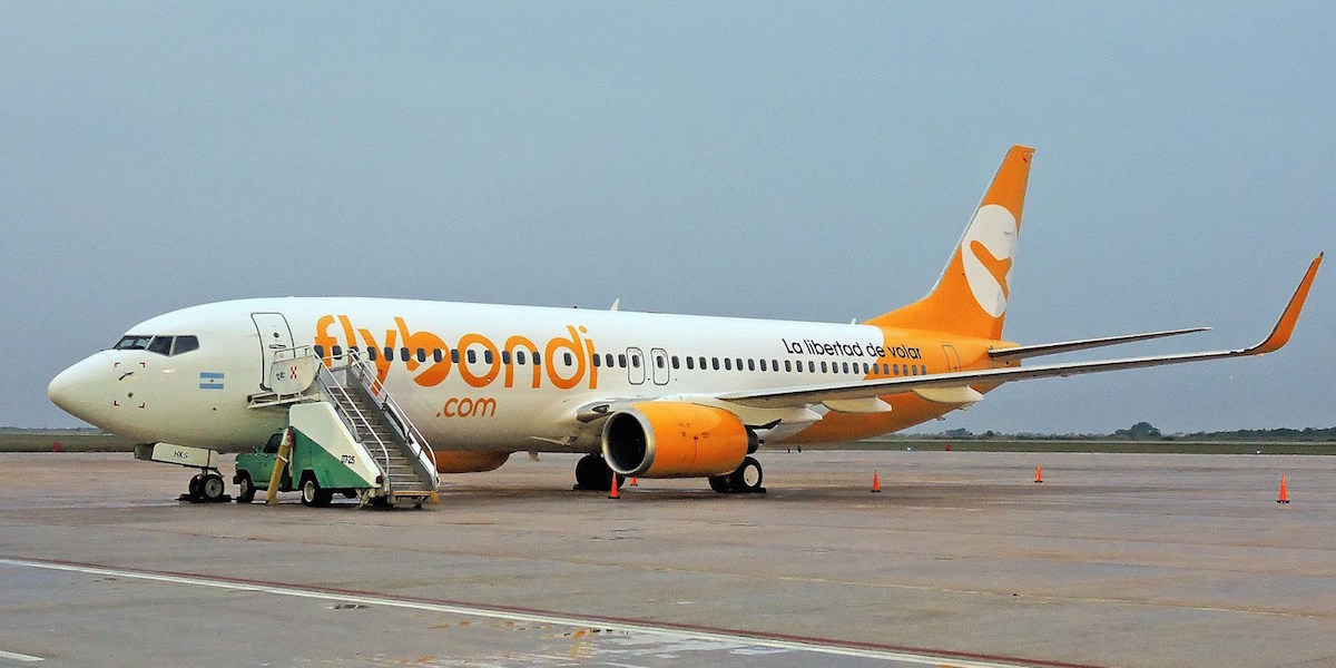 Aérea ultra low cost estreia no Brasil, e até check-in é pago; veja como é