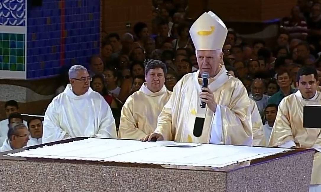 "Direita é violenta e injusta", diz bispo em Aparecida