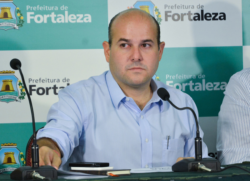 Prefeito de Fortaleza promete “investigação rígida” sobre desabamento