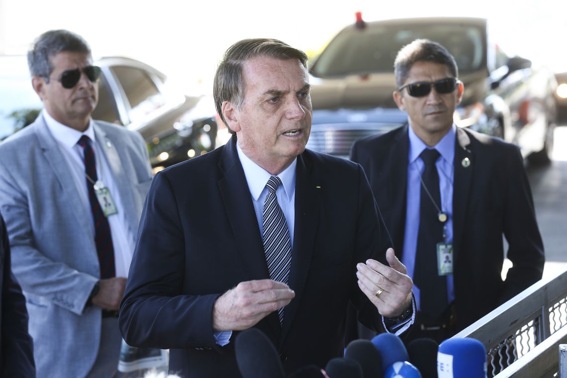 "Não tem lado A ou lado B", diz Bolsonaro sobre situação do PSL