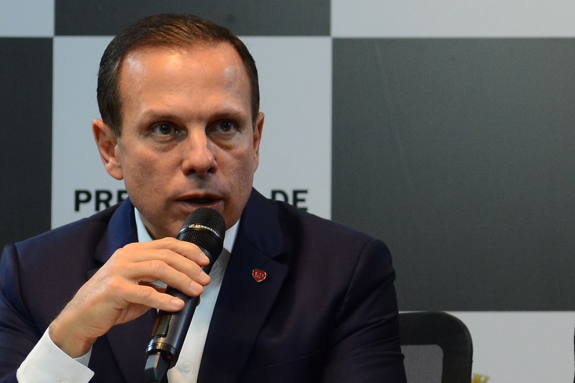 João Doria: "Vai pra casa, vagabundo! Vai comer sua mortadela com a sua mãe"
