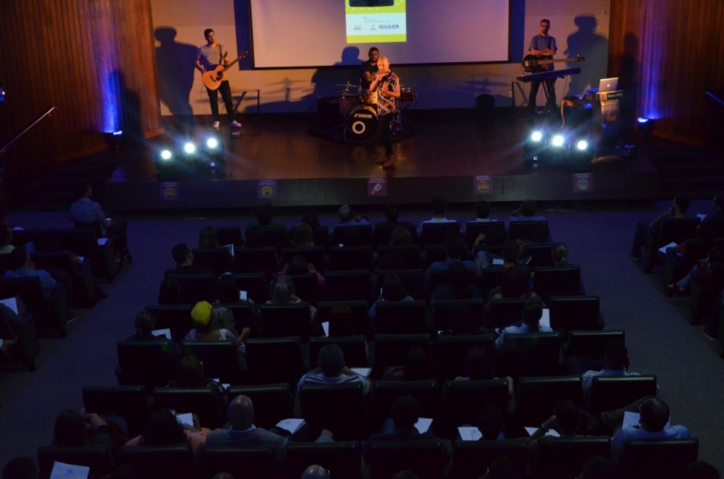 Workshow, palestras e Innovation Lounge marcam Dia da Inovação na Fiern