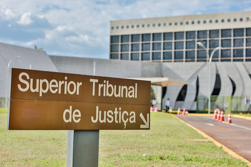 STJ vai decidir se condomínios podem proibir aluguéis por aplicativos