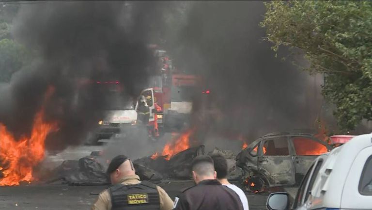 Vídeo mostra decolagem, queda e explosão de avião em Belo Horizonte; assista