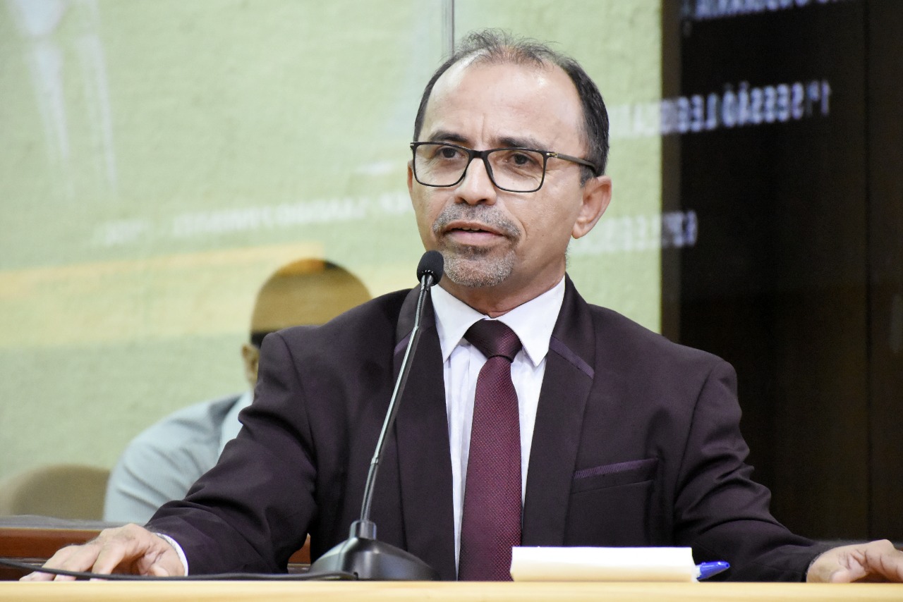 Previdência: 'Bolsonaro quer fazer cópia falida do Chile', diz deputado do RN