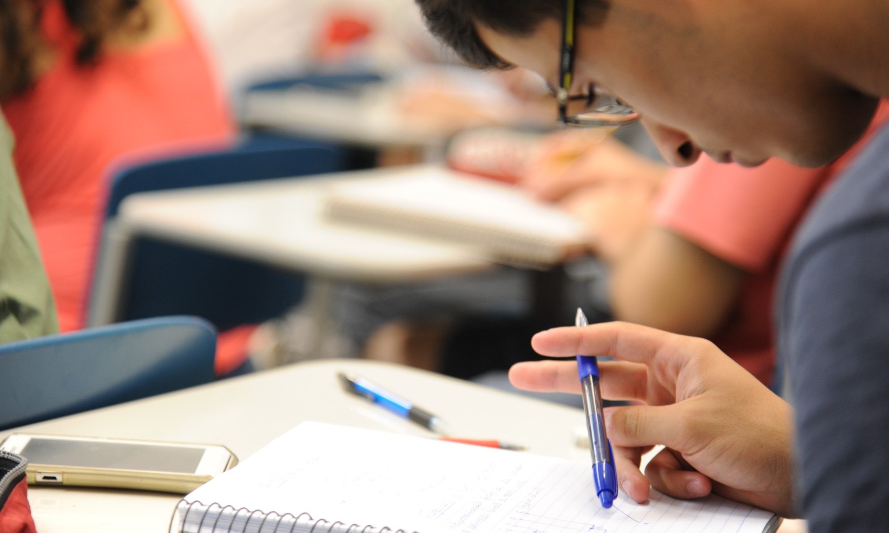 Oportunidade: Colégios abrem seleção para bolsas de estudos e matrículas