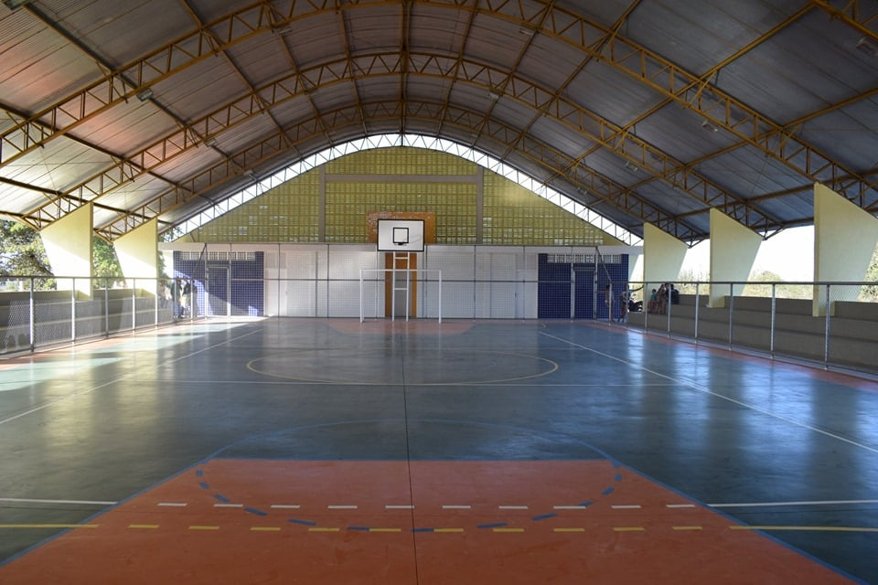 Prefeitura de Macaíba entrega mais uma praça poliesportiva à população