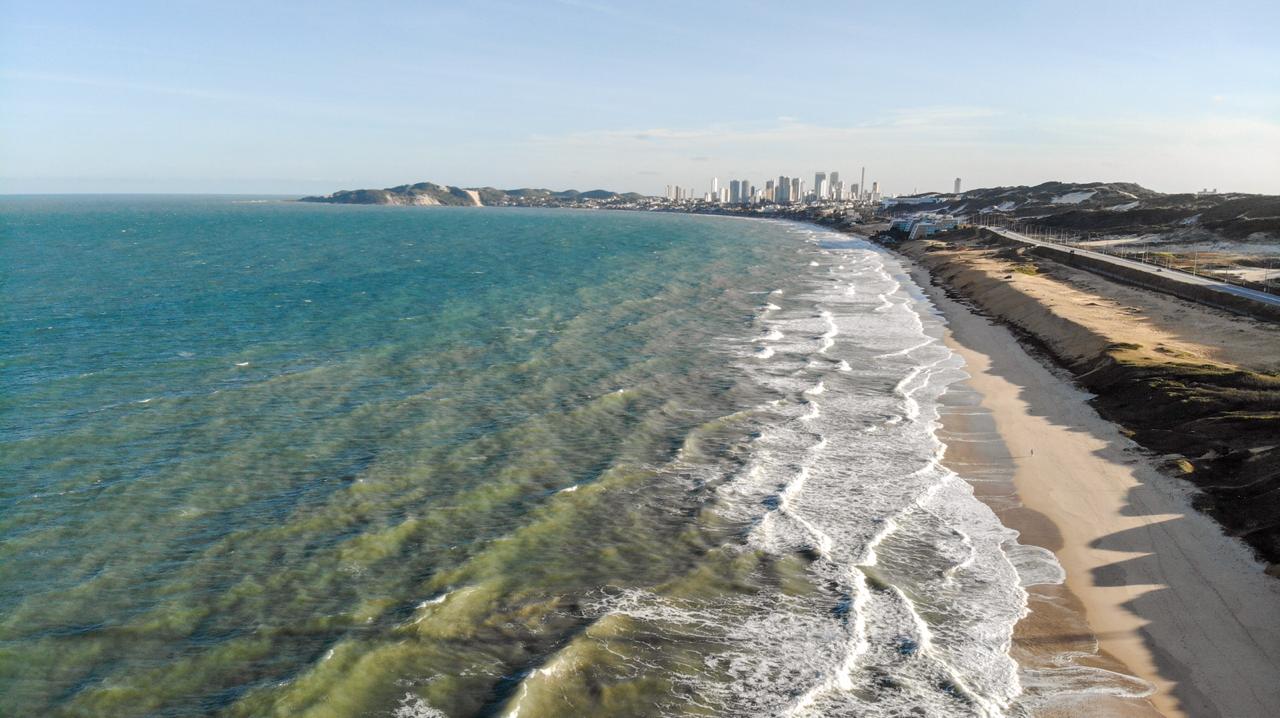 RN: praias estão próprias, mas banho de mar deve ser evitado se óleo aparecer