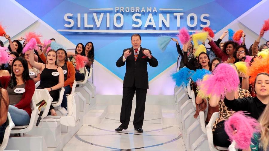 [VÍDEO]: Silvio Santos faz saudação nazista na TV e web reage