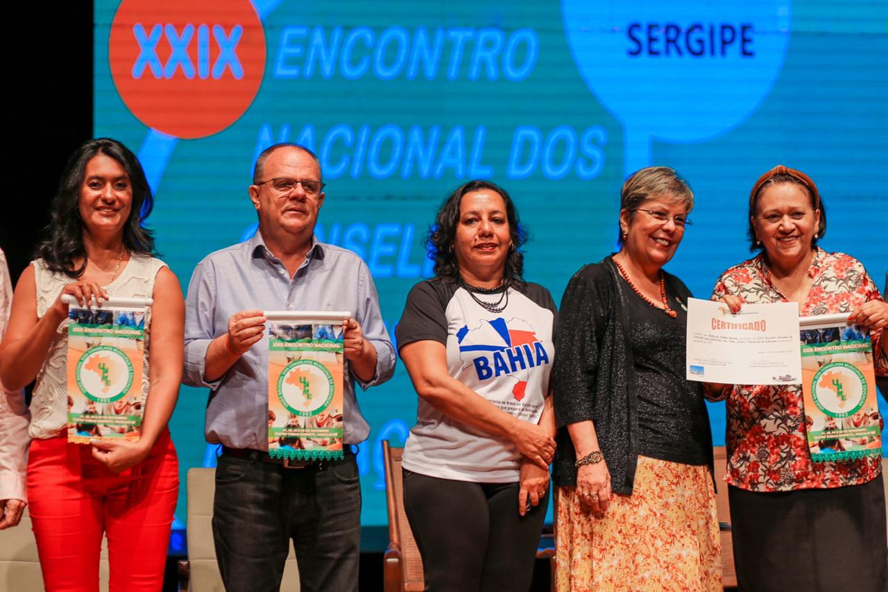 Em Sergipe, Fátima Bezerra diz que Fundeb "é fundamental para o Brasil"