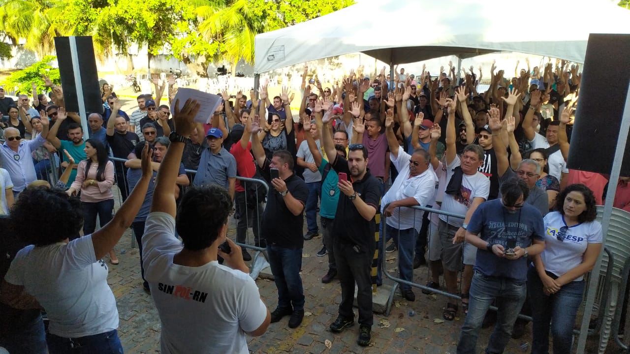 Policiais civis aceitam proposta de Fátima e encerram Operação Zero