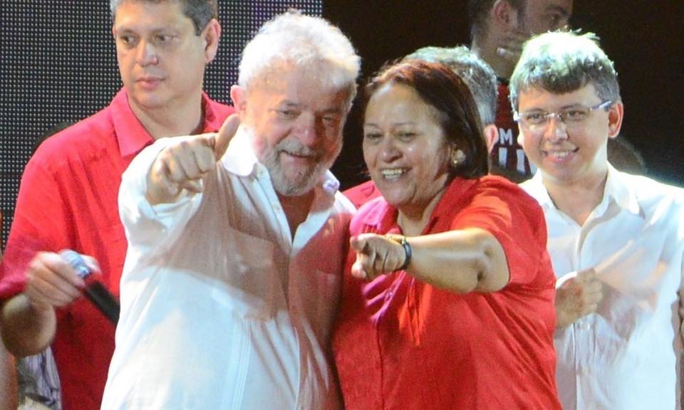 "Hoje está permitido ligar pro ex", diz Fátima após Lula ser solto