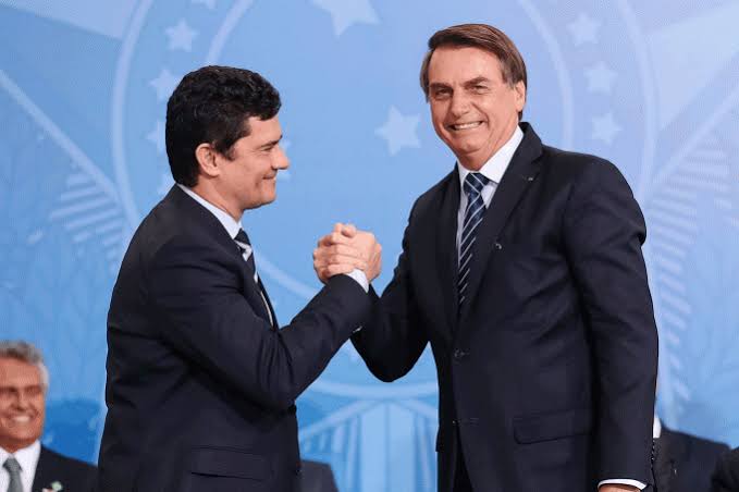 VÍDEO: Bolsonaro diz que sem Moro não seria presidente e chama Lula de “canalha”