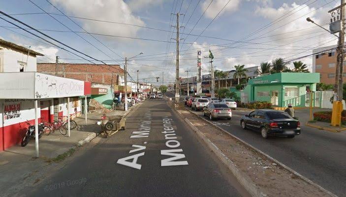 Caern adia execução de obra de esgotamento na Av. Maria Lacerda