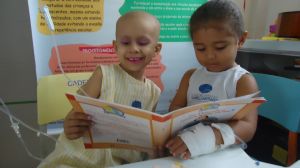 Crianças do Varela Santiago lançam livro em aniversário da Classe Hospitalar