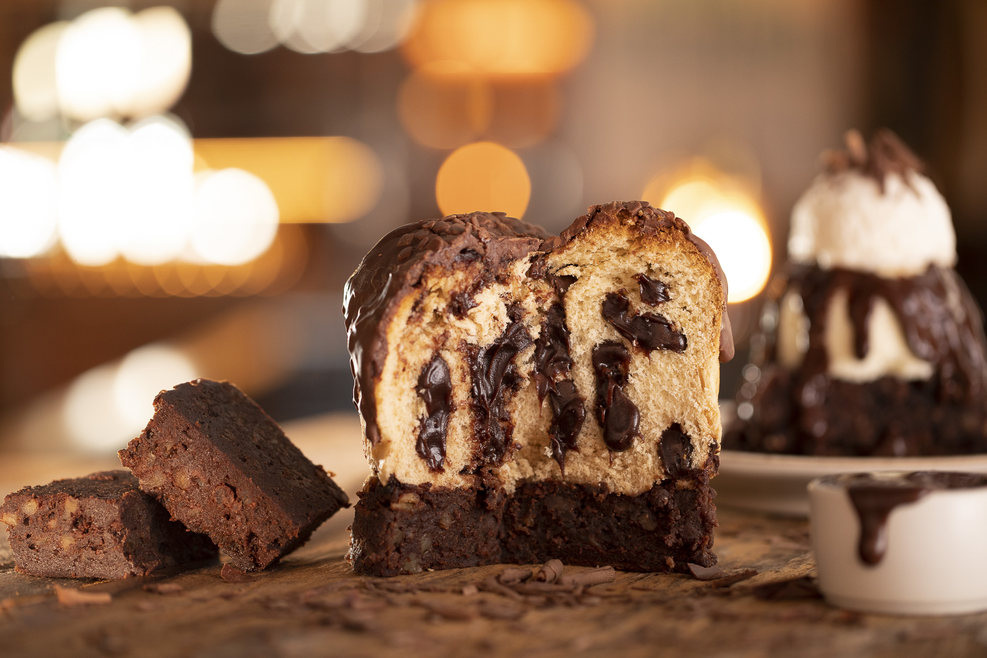 Outback aposta na combinação de panettone com icônico brownie para o Natal
