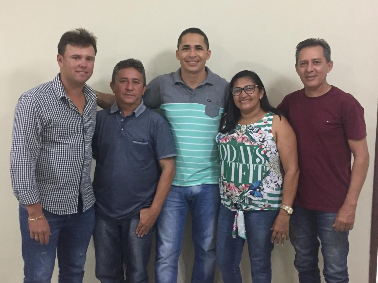 União de vice-prefeito com ex-prefeito engrossa a oposição em Ielmo Marinho