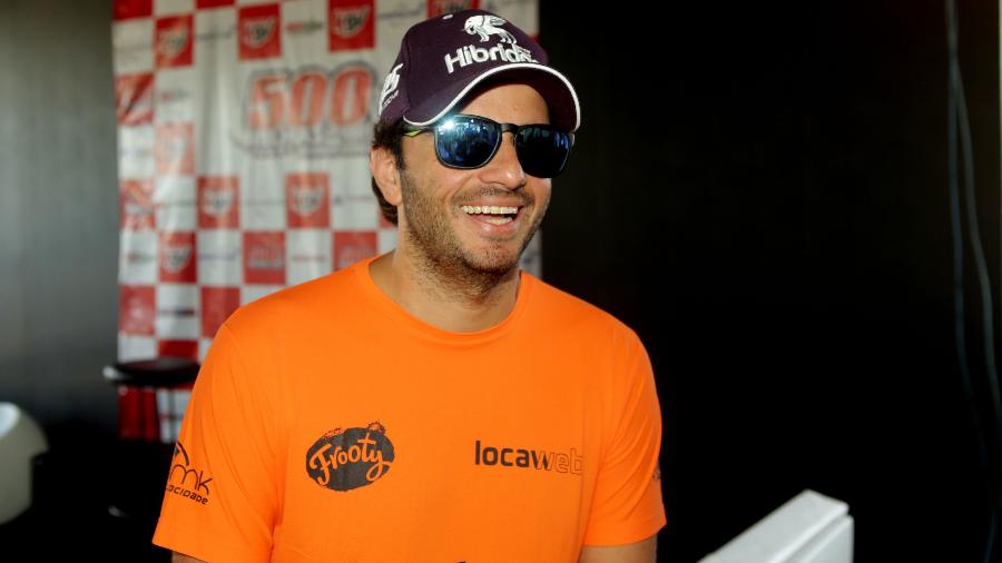 Ex-piloto de Stock Car não resiste a ferimentos de acidente aéreo na BA e morre