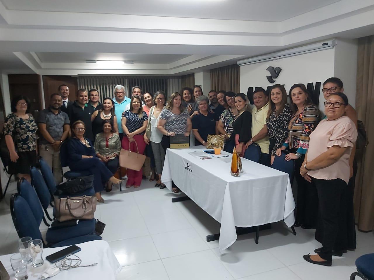 Michelle Pereira preside primeira reunião da Abav-RN