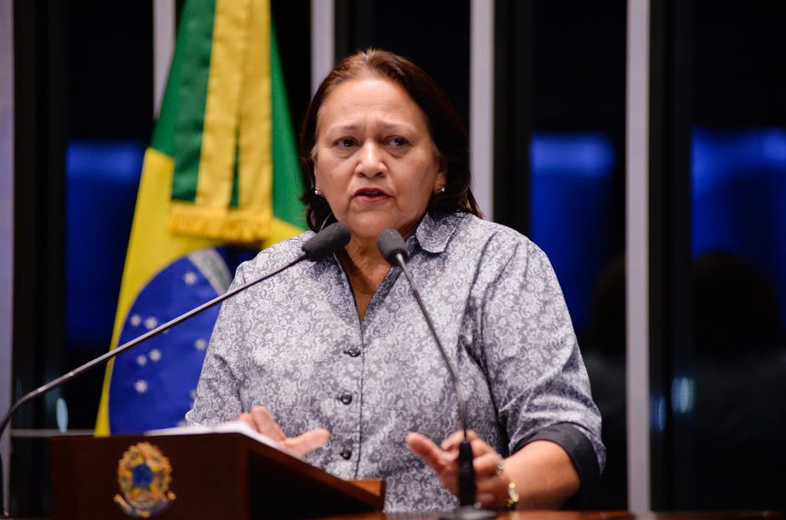 (VÍDEO) Terceirização aumenta precarização e exploração, dizia Fátima no Senado