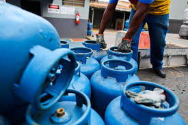 Petrobras aumenta preço do gás de cozinha em 4% a partir desta segunda