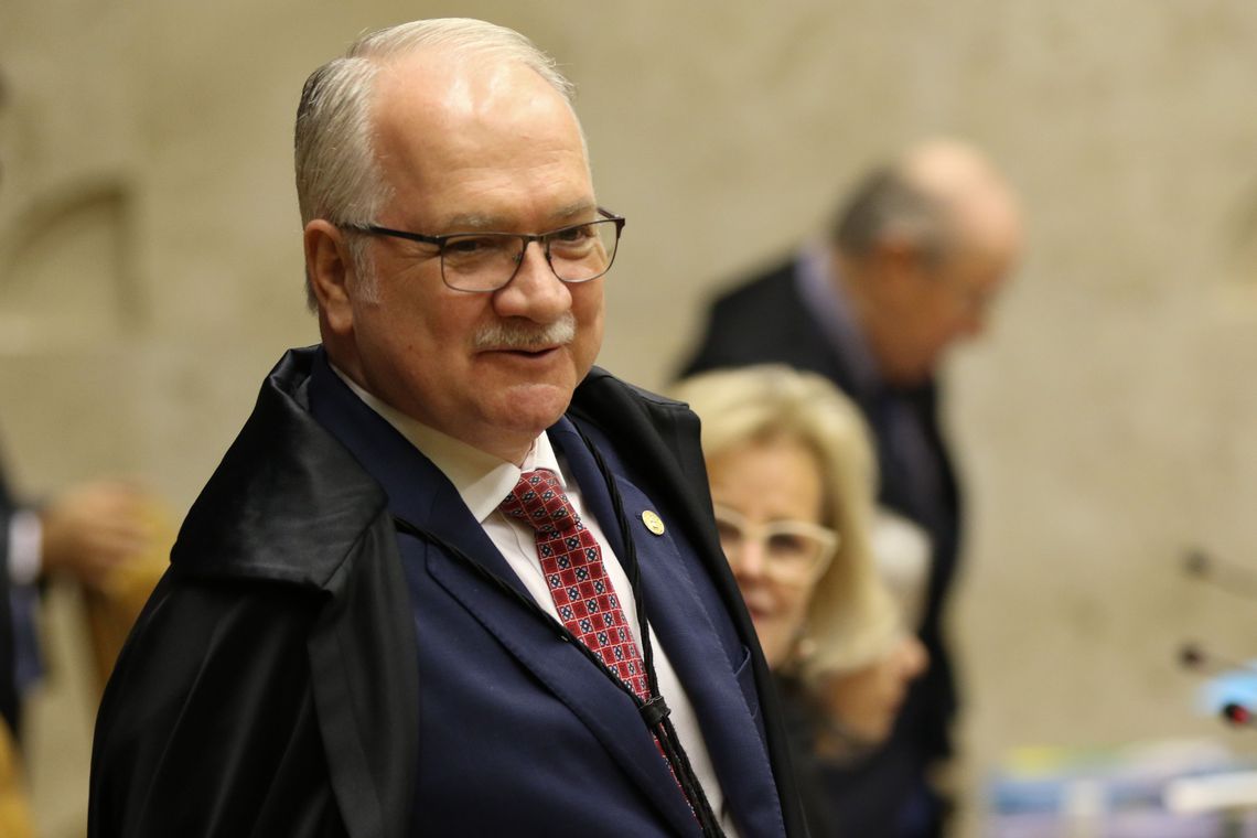 Fachin vota para tornar Renan réu no STF em processo da Lava Jato