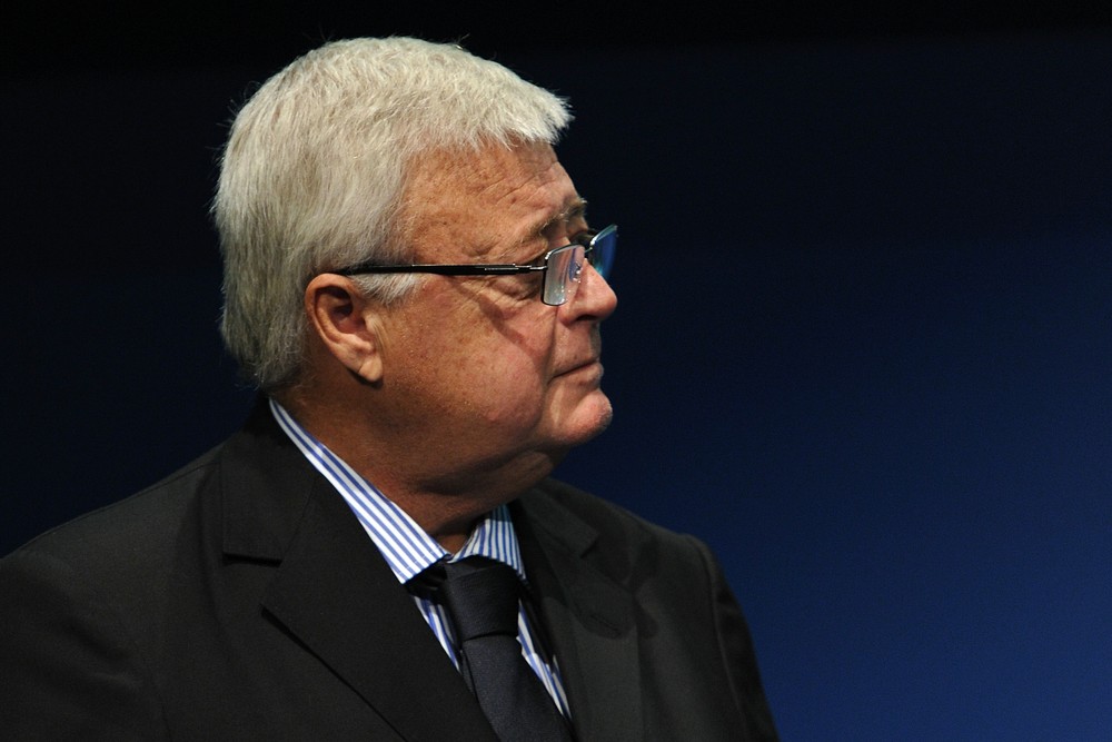 Fifa anuncia banimento perpétuo de Ricardo Teixeira do futebol