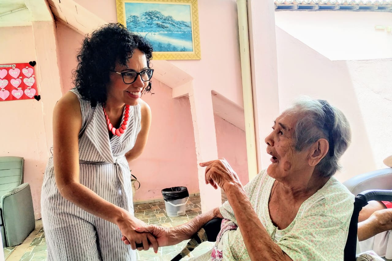Comissão da CMN visita casa de idosos interditada pela Covisa