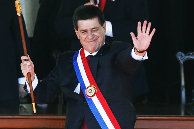 STJ revoga mandado de prisão contra ex-presidente do Paraguai
