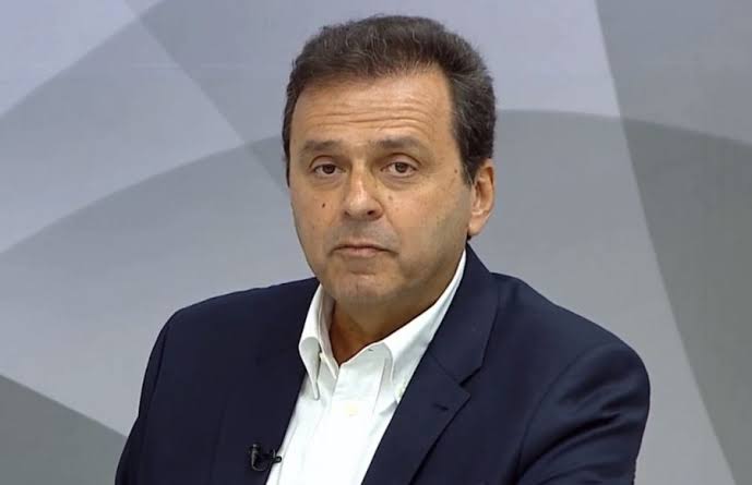 Proedi: Carlos Eduardo diz que Fátima faz "cortesia com o chapeu alheio"