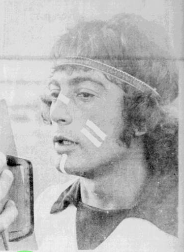 1976: O goleiro Índio e a sua fantasia original