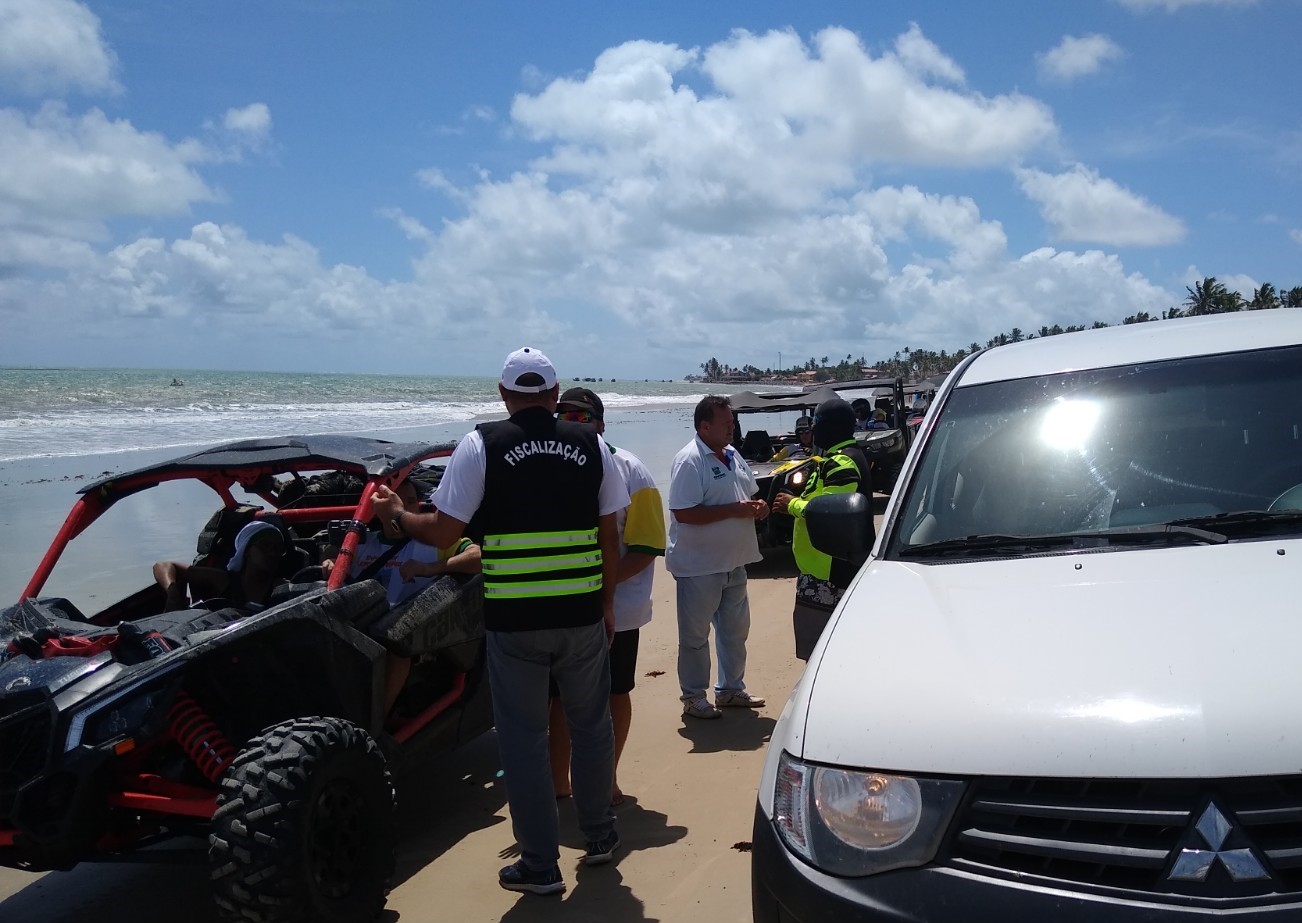 Detran inicia reforço das atividades de fiscalização nas praias urbanas