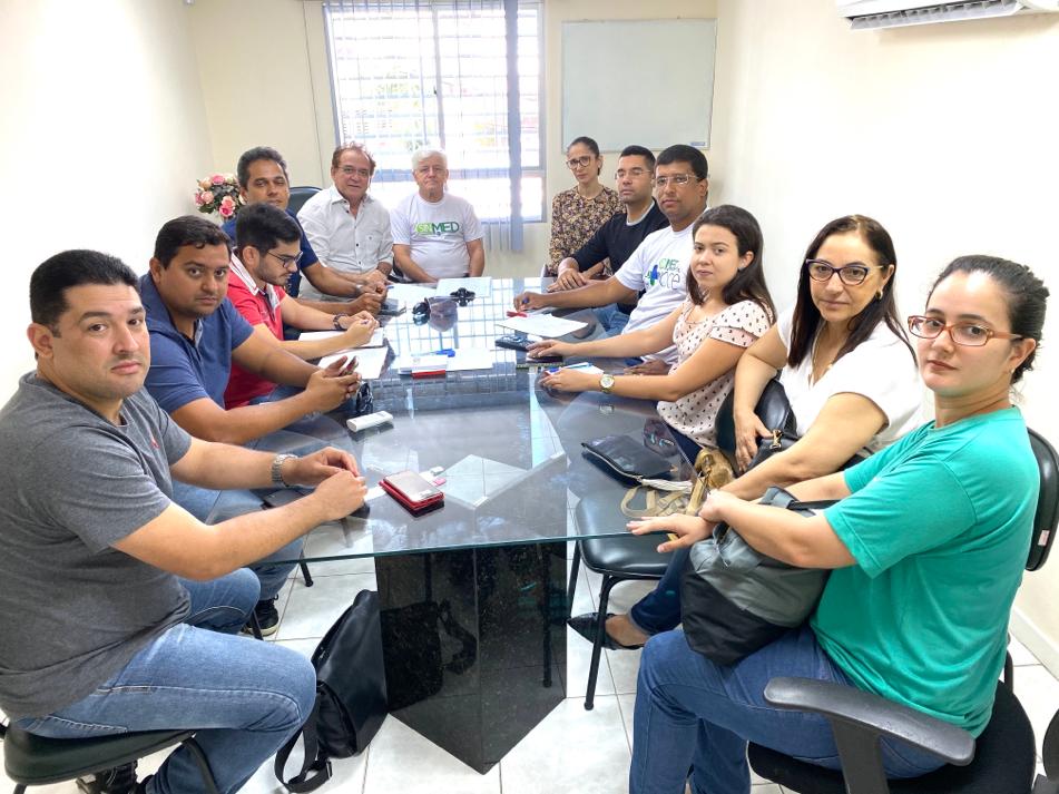 Após decretarem greve, médicos serão recebidos por secretário de Saúde de Natal