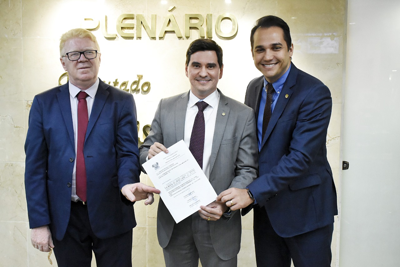 Deputado Kléber Rodrigues é escolhido líder do PL na Assembleia