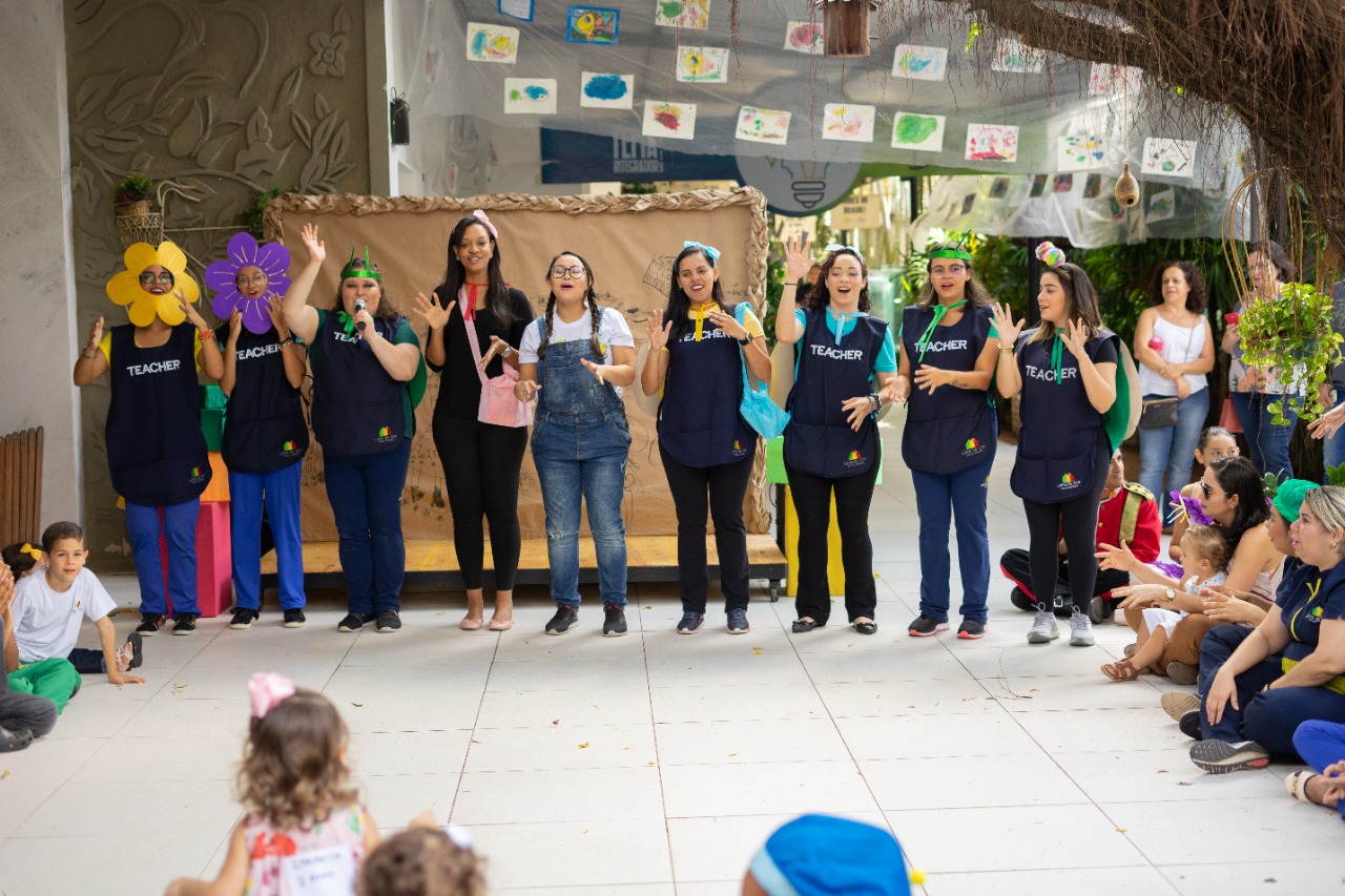 Escola utiliza língua inglesa na resolução de conflitos e trabalhos colaborativo