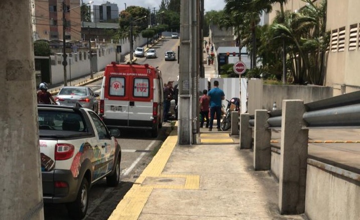 Tiroteio em porta de shopping deixa um morto e um ferido em Natal