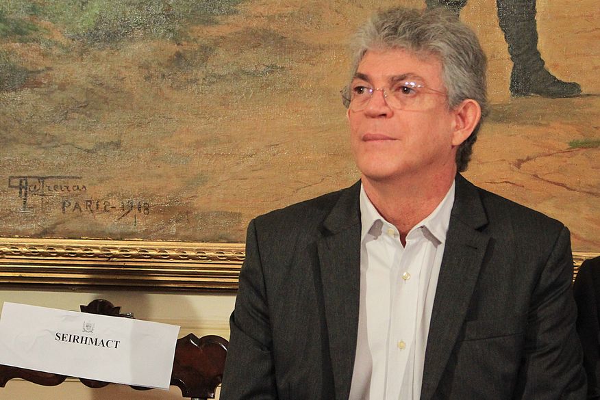 Ex-governador da PB tem prisão decretada pela Justiça; mandados cumpridos no RN