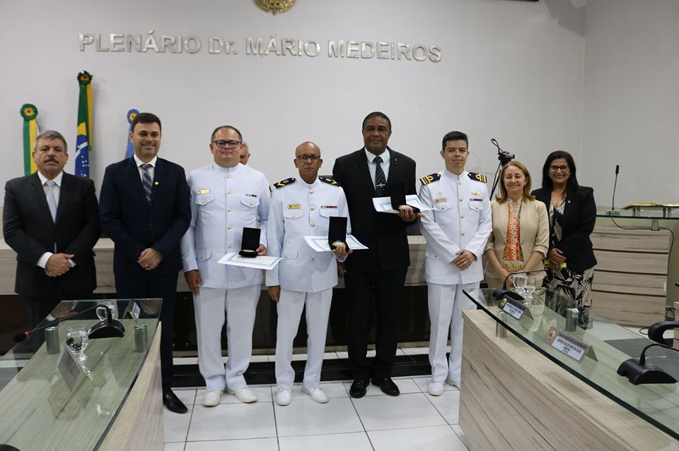 Marinheiros são homenageados pela Câmara de Parnamirim