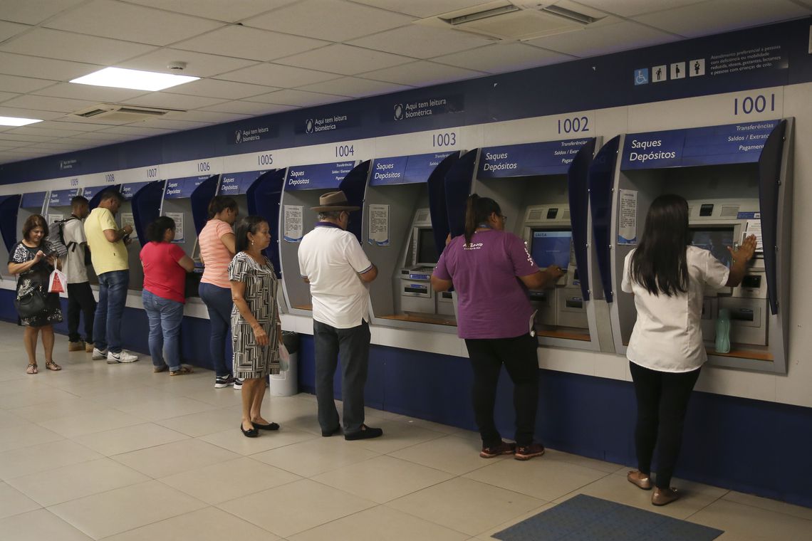 Caixa paga hoje valor complementar do saque imediato do FGTS