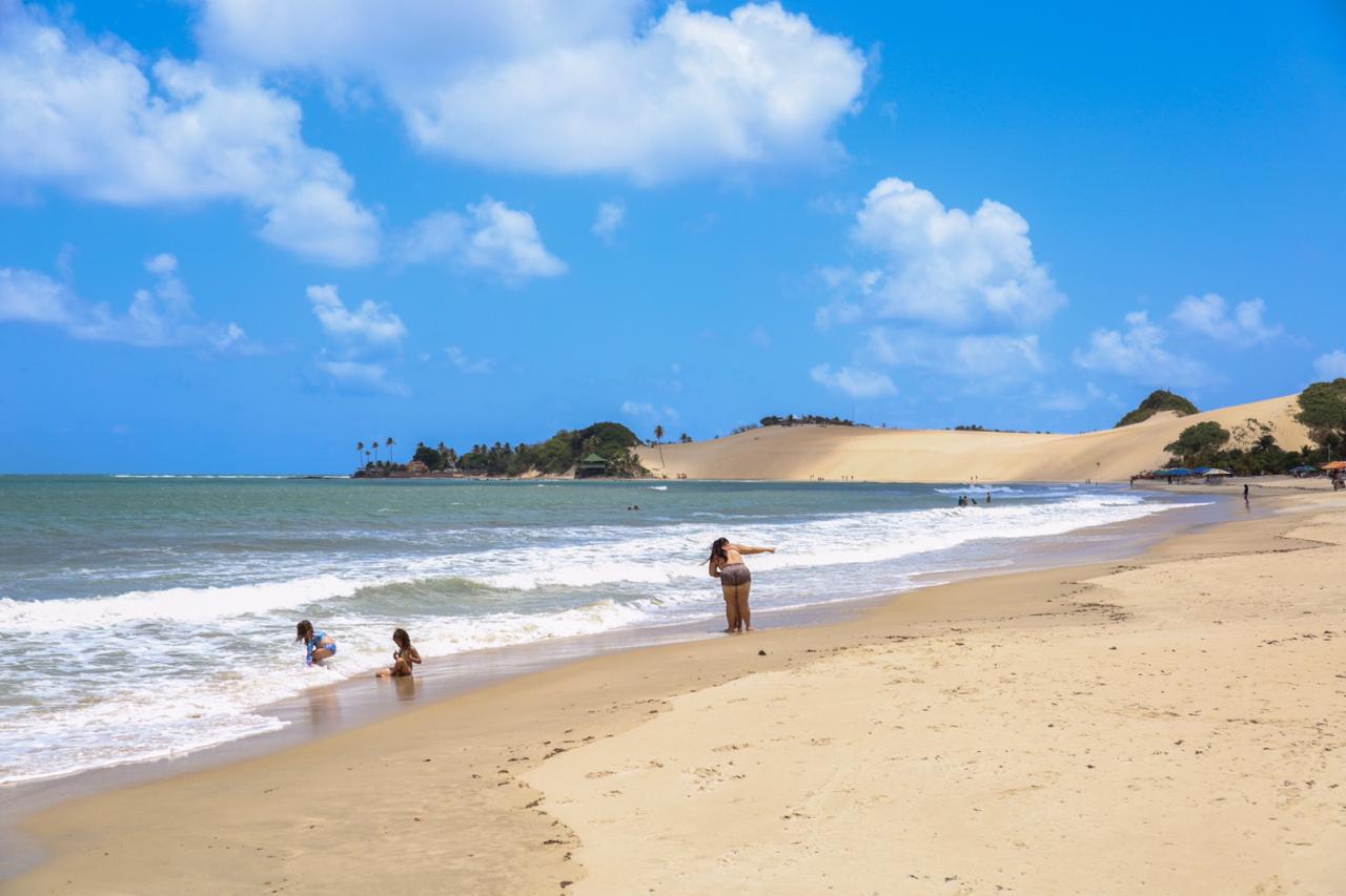Verão começa oficialmente domingo com alta da temperatura e chuvas
