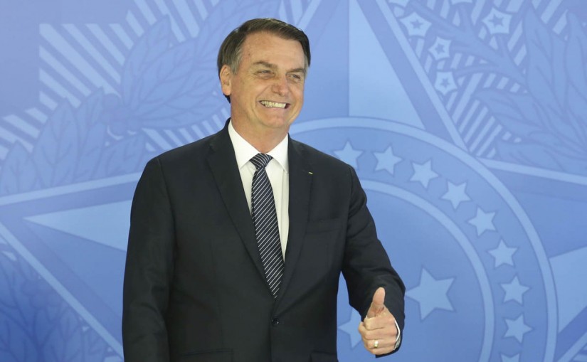 Bolsonaro deseja feliz Natal "mesmo sem carne para algumas pessoas"
