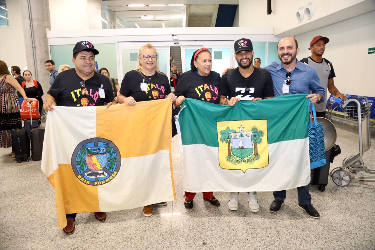 Campeão do mundo, ítalo Ferreira recebe título de Embaixador do Esporte do RN