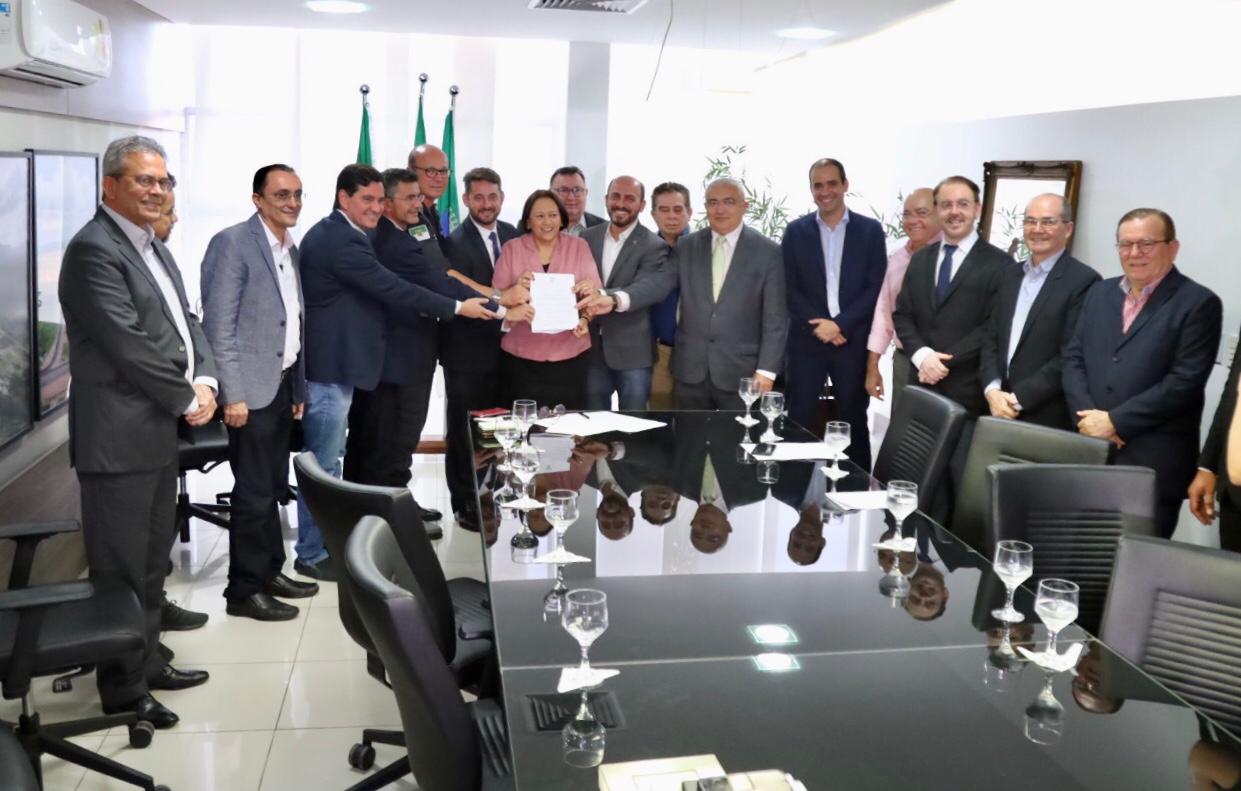 Fátima sanciona projeto que isenta de IPVA compra de motos com 155 cilindradas