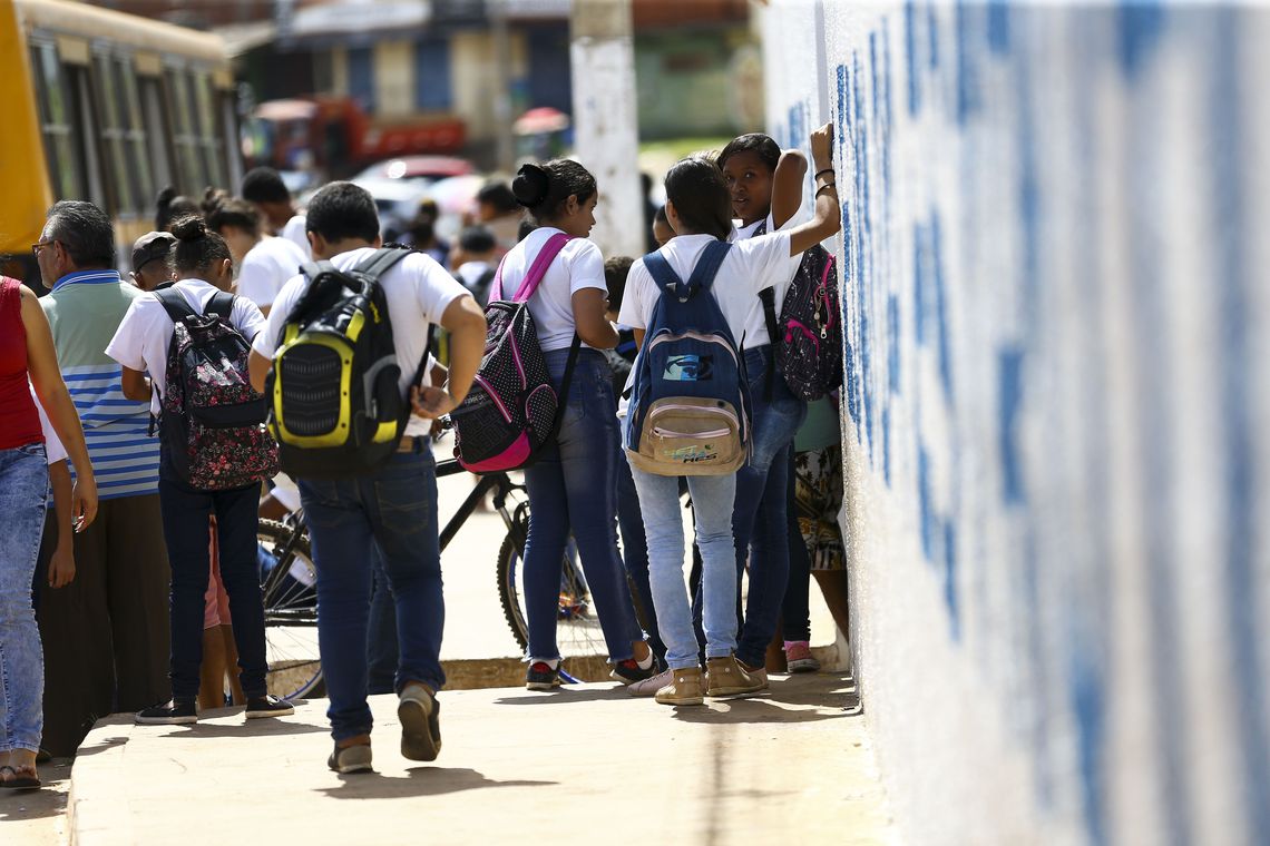 MEC quer levar ensino integral aos anos finais do ensino fundamental