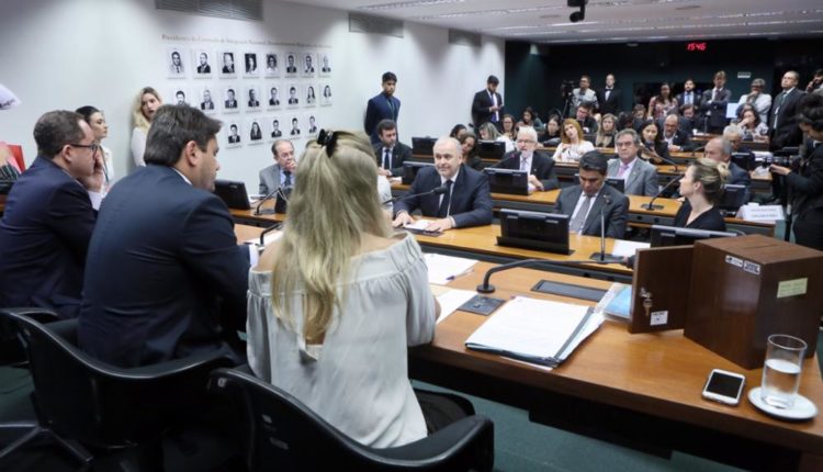 Polarização política faz subir processos por quebra de 'Decoro Parlamentar'