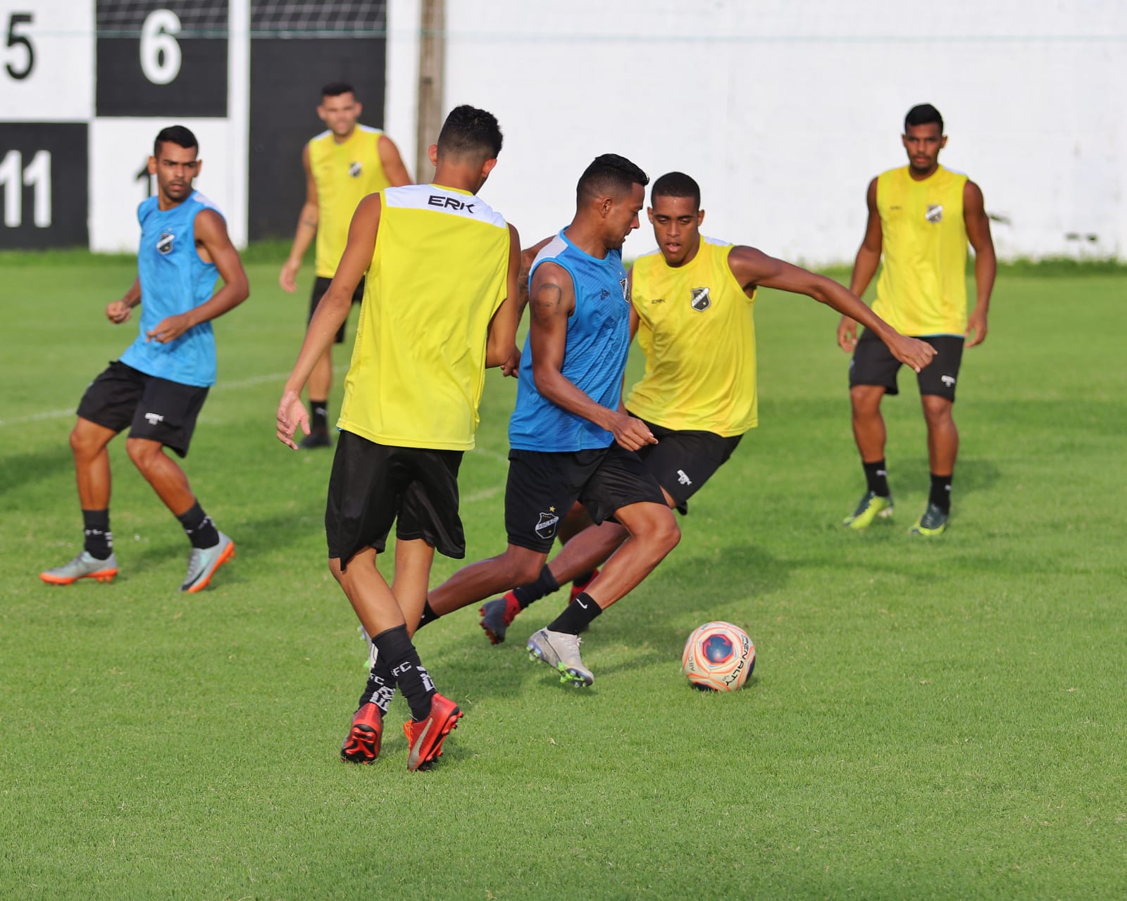 Diá ajusta detalhes para estreia do ABC no Campeonato Potiguar