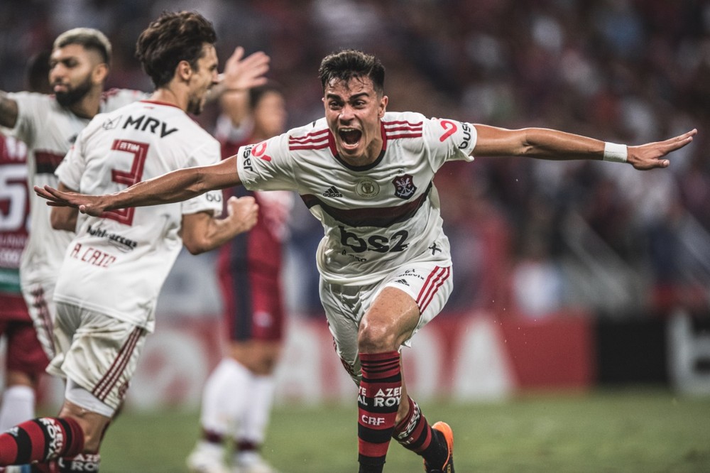 Fla e Real Madrid acertam acordo de R$ 136 milhões por jovem atacante